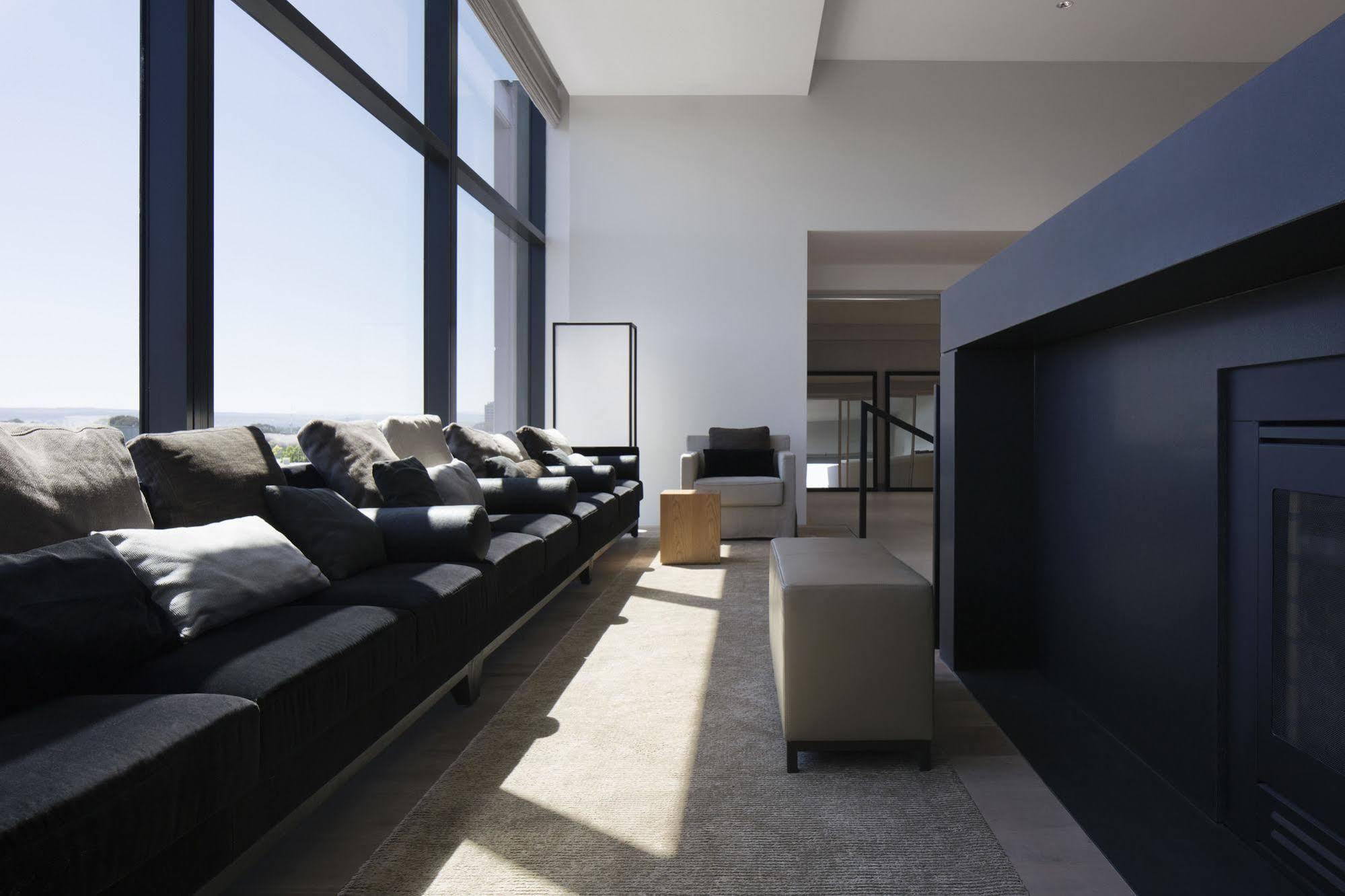 Little National 4* Canberra