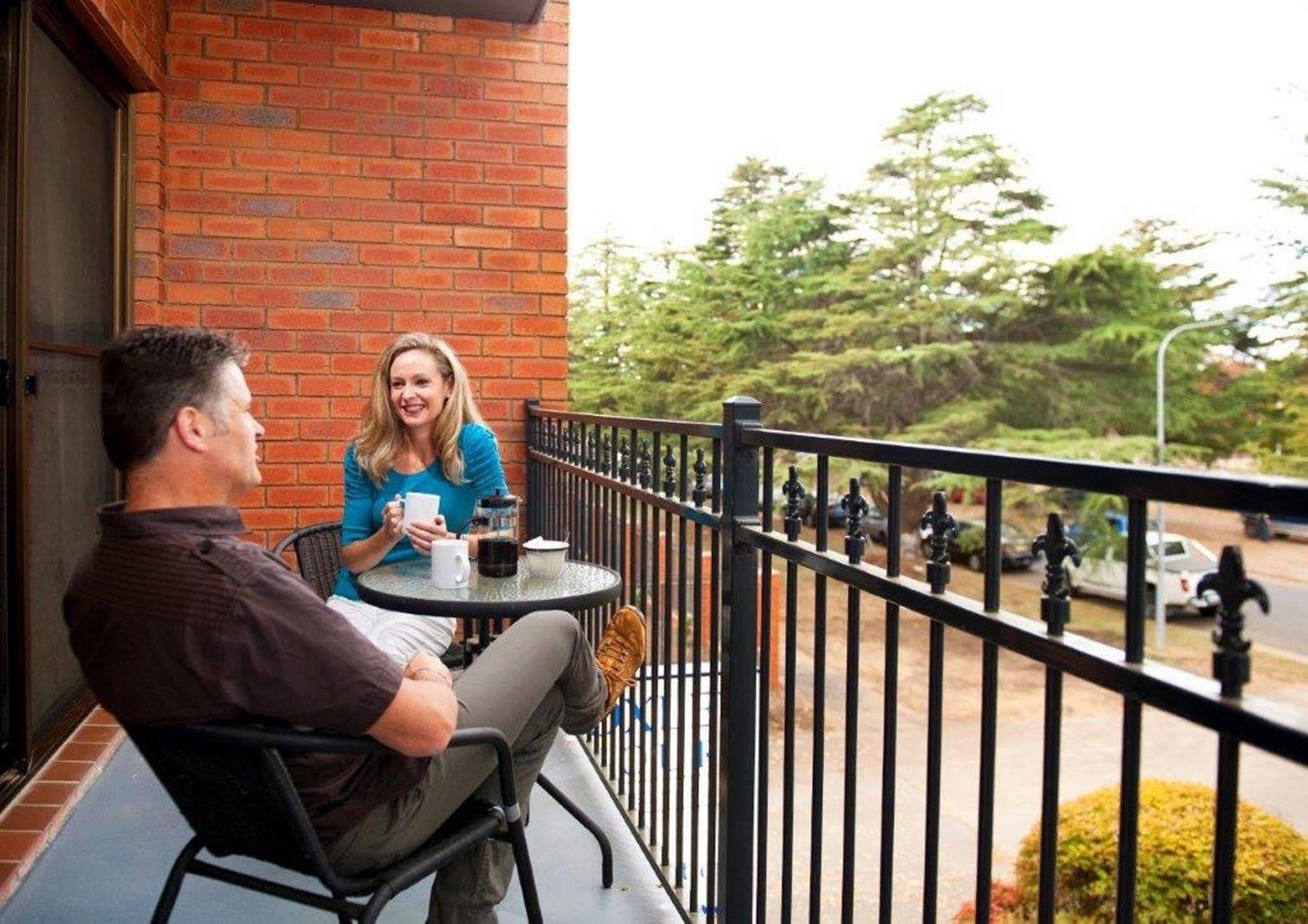 Oxley Court Serviced Aparthotel Canberra