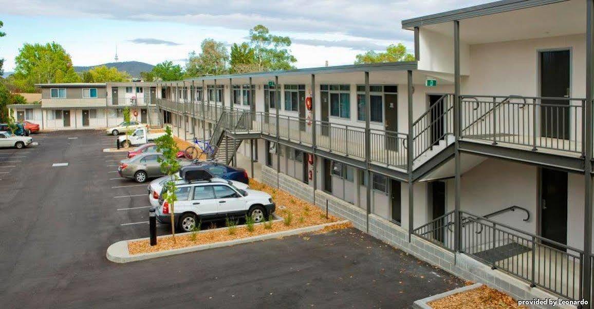 Ibis Styles Tall Trees Hotel 4*