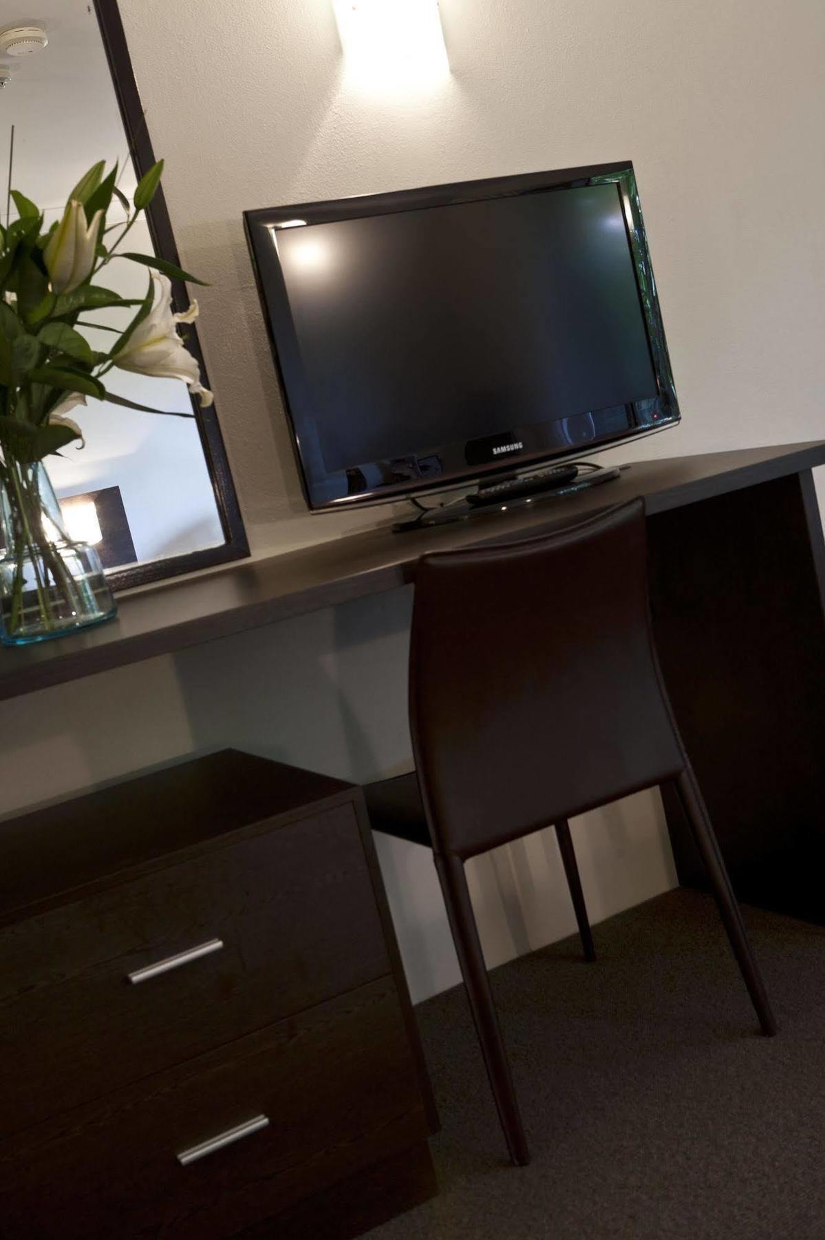 Ibis Styles Tall Trees Hotel 4*