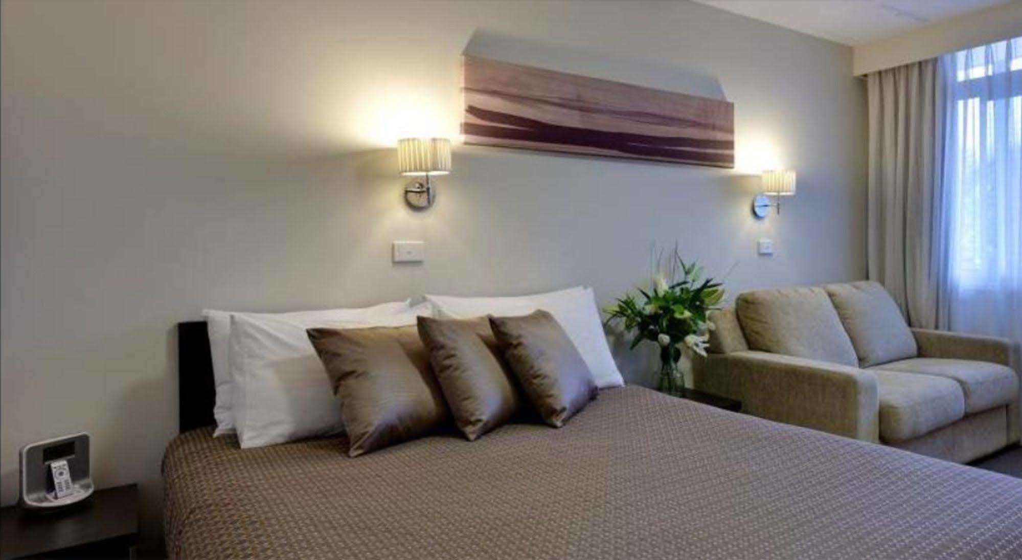 Ibis Styles Tall Trees Hotel Canberra
