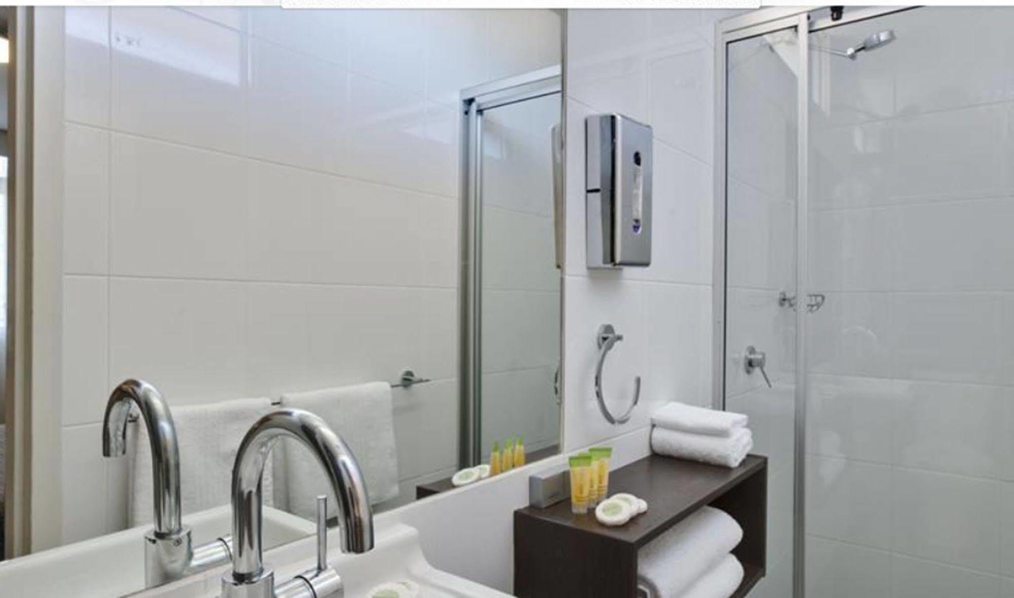 Ibis Styles Tall Trees Hotel Canberra