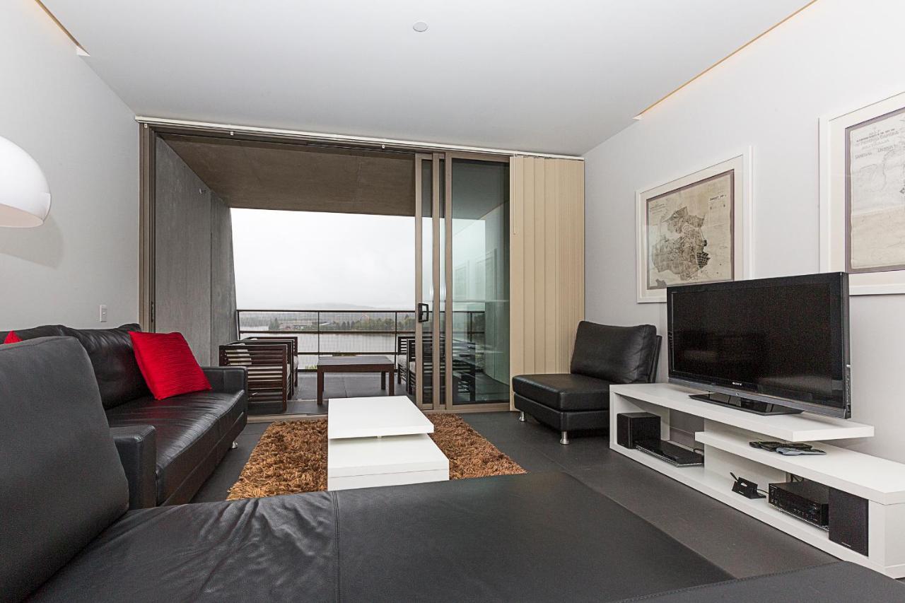 Accommodate Canberra- Nishi Apartment