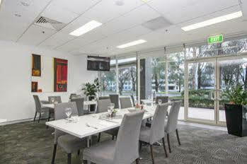 Pacific Aparthotel Canberra