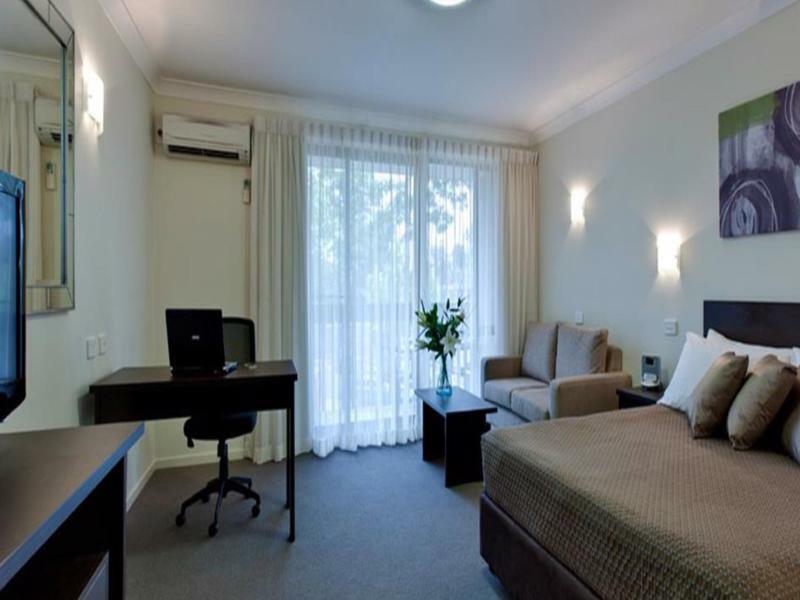 Western Tall Trees Hotel