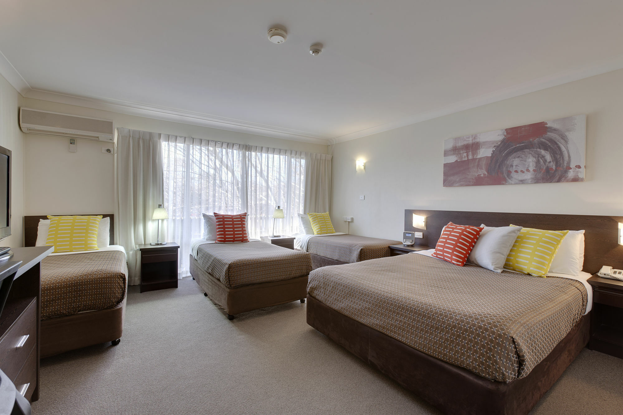 Hotel Western Tall Trees
