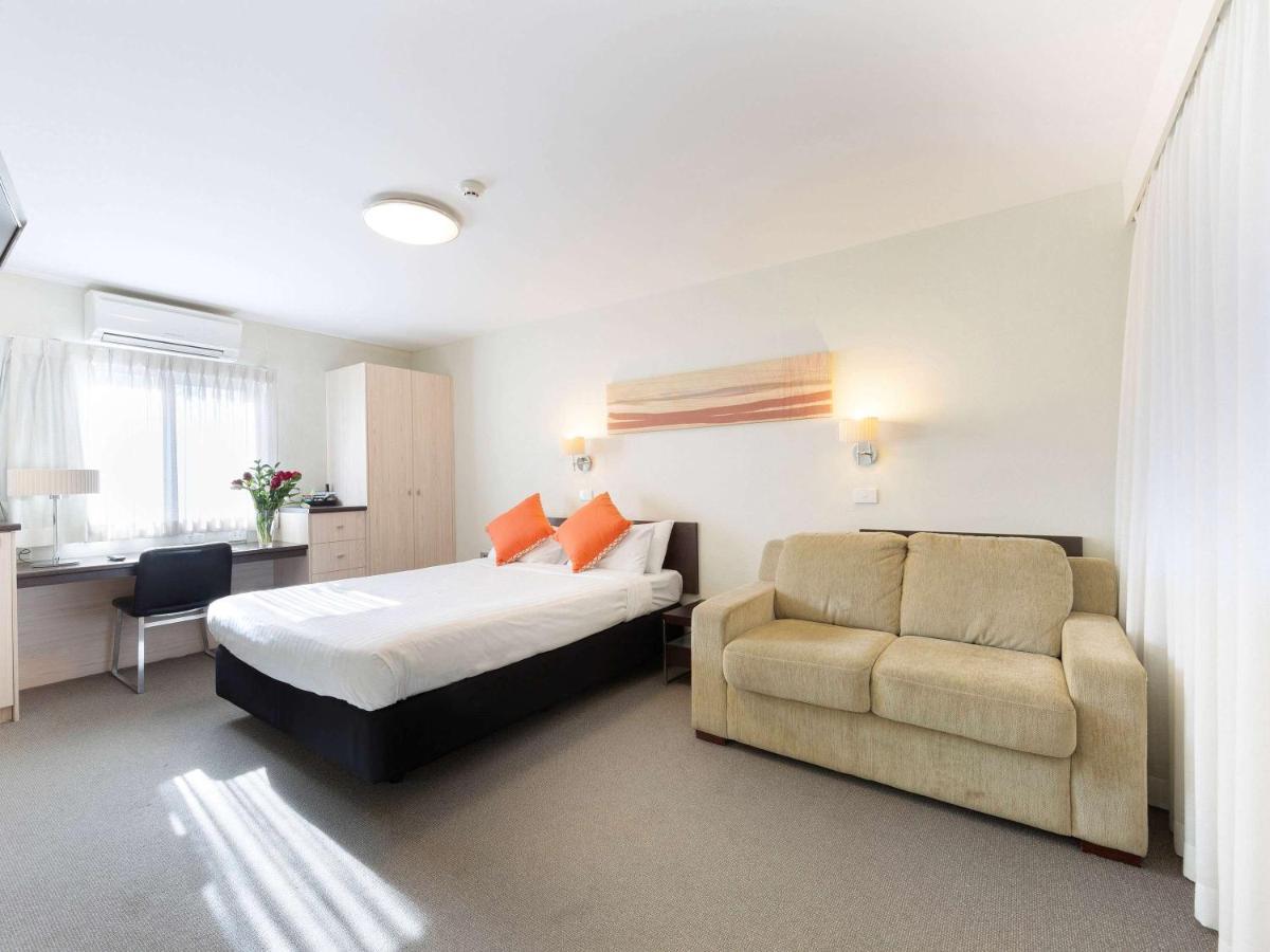 Hotel Ibis Styles Tall Trees