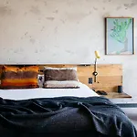 Ovolo Nishi
