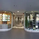 Dana-Cozy Studio With Shared Entry In The City