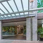 Dana-Spacious Private Room In Shared 2-Bedroom Apartment-1