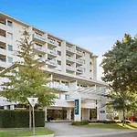 Adina Serviced Apartments Canberra Dickson