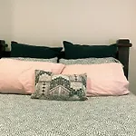 Brand New Park Avenue Apartment In The Heart Of Canberra City
