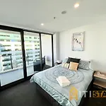 Light & Lovely In Canberra\'S Cbd - 1Br Apt W/Carsp