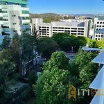 Light & Lovely In Canberra\'S Cbd - 1Br Apt W/Carsp