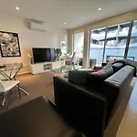Envy 30 Luxe 1 Bedroom Executive Apartment In The Heart Of Braddon Wine Wifi Secure Parking Canberra
