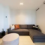 Accommodate Canberra - Metropolitan 70