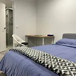 Cozy Master Room With Private Bathroom/ Great Location