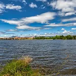 Tuggeranong Short Stay #10C - Sleeps 6