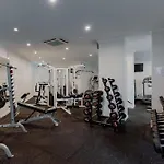 Central 2-Bed With Gym And Secure Parking
