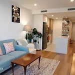 Lux 2 Bed 2 Bath Secure Parking Apartment In The Heart Of Dickson, Canberra