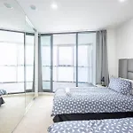 Two Bedroom Apartment Next To Canberra Centre