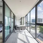 Two Bedroom Apartment Next To Canberra Centre