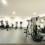 Brand New Stylish 1Br Apartment, Specious Space, Free Parking, Self Check-In