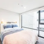 Convenient Located 2 Bedroom Apartment In Braddon