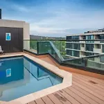 Cbd - Pool - Sleeps 4 - Parking