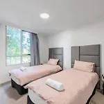 Serain Apartment On Northbourne Ave Canberra
