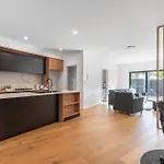 O\'Connor 3 Bedroom Townhouse In Canberra
