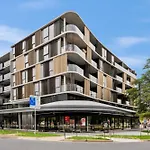 Braddon Studio With Parking & Bbq