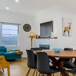 Serene 3Br Haven In Ainslie - Ideal Getaway