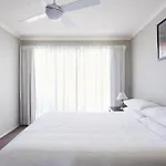 Pinnacle Apartments
