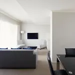 Pinnacle Apartments
