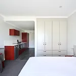 Abode Narrabundah