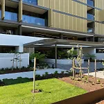 Kashmir - Luxury Top Floor Apartment - Mountain View
