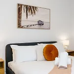 Serene 2Br Apt In The Radiant City Of Civic