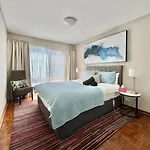 Spacious Garden Apartment