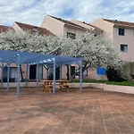 Top-Floor, 3-Bedroom Apartment-Close To Cbd & Anu