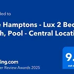 The Hamptons - Lux 2 Bed 2 Bath, Pool - Central Location