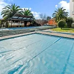 Convenient 2-Bed With Pool By Parks & Amenities