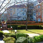 Bentley Suites