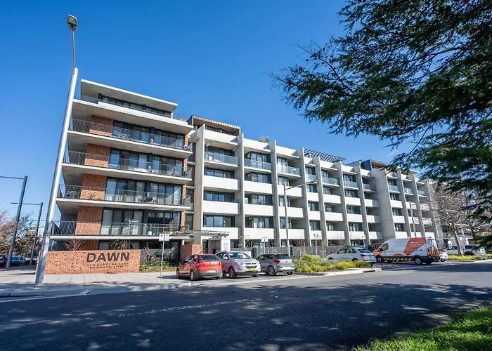Serain Residences Next To Canberra Centre