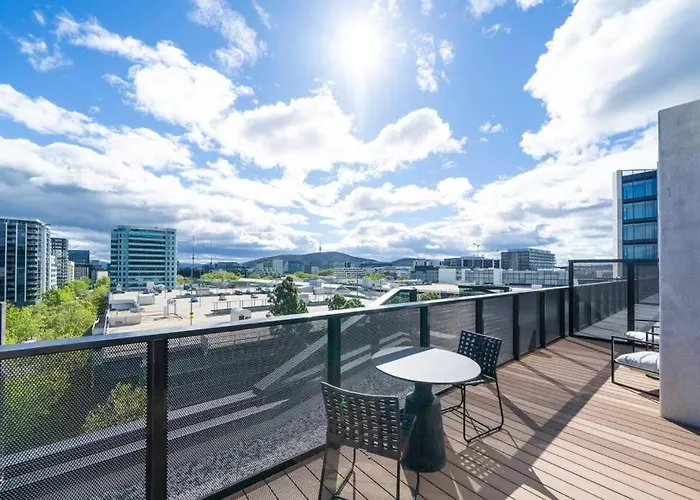 3 Brs Topfloor View@Heart Of Canberra Free Parking
