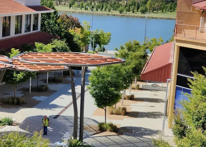 Tuggeranong Short Stay #07C - Sleeps 6