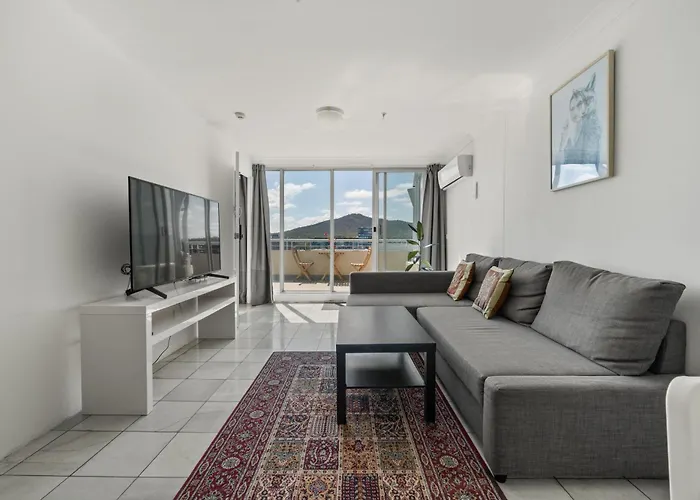 Dana-Private Room In A Shared Duplex Apartment -3