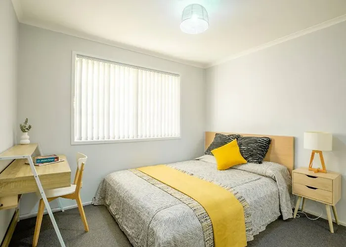 Lovely 2B Apartment With Free Wifi - The Blue Gum