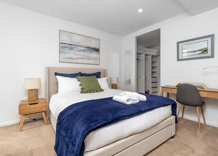 Modern 2Br Apartment In The Heart Of The City
