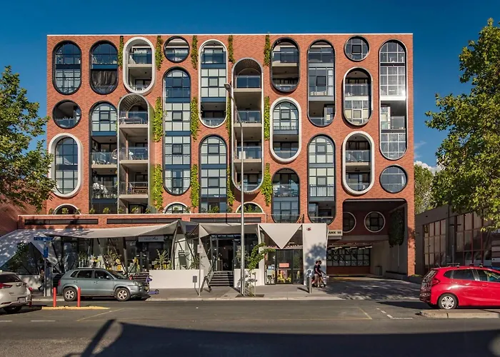 Awesome Brooklyn Inspired Apartment With Views Of Mt Ainsley